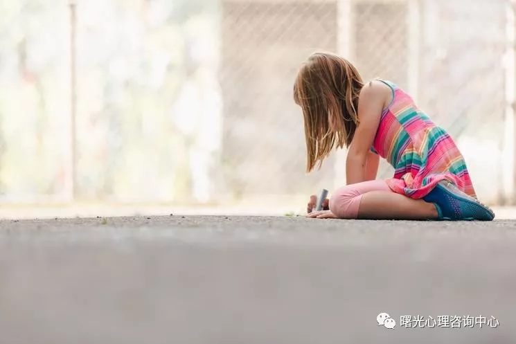 孩子胆小，家长该如何帮孩子调整过来？